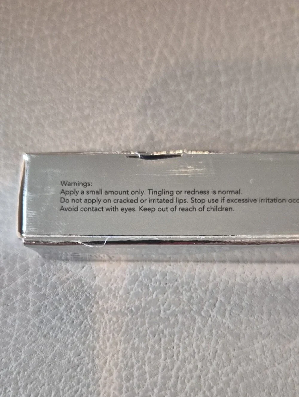 Hyaluronic Acid Lip Plumper - Silver